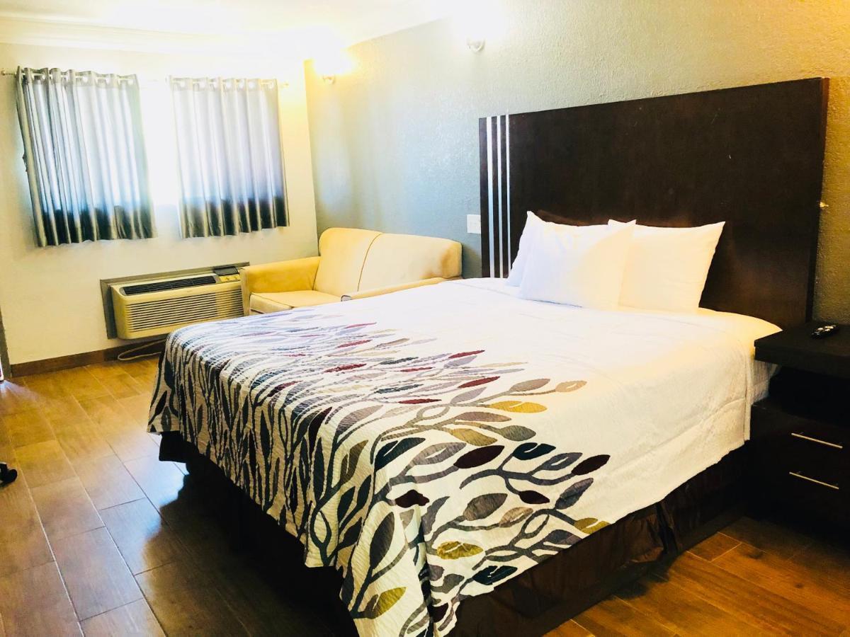 Budget Inn And Suites Crowley Buitenkant foto