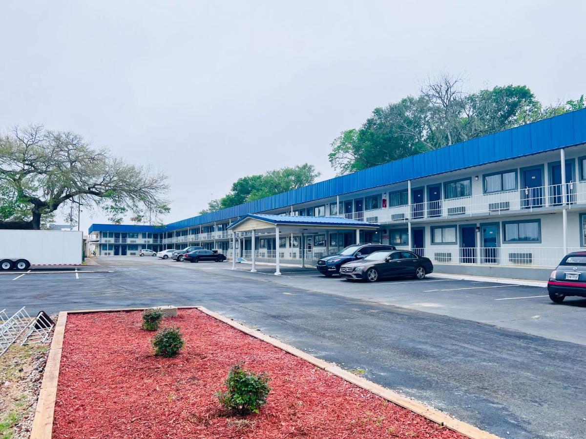 Budget Inn And Suites Crowley Buitenkant foto